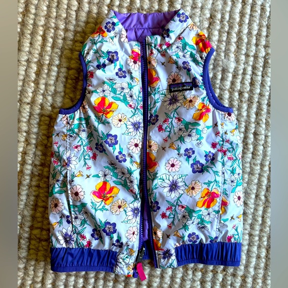 Patagonia Other - Patagonia floral reversible vest 5t